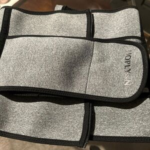Waist trainer